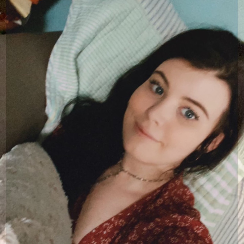 Meet your Posher, Isabella